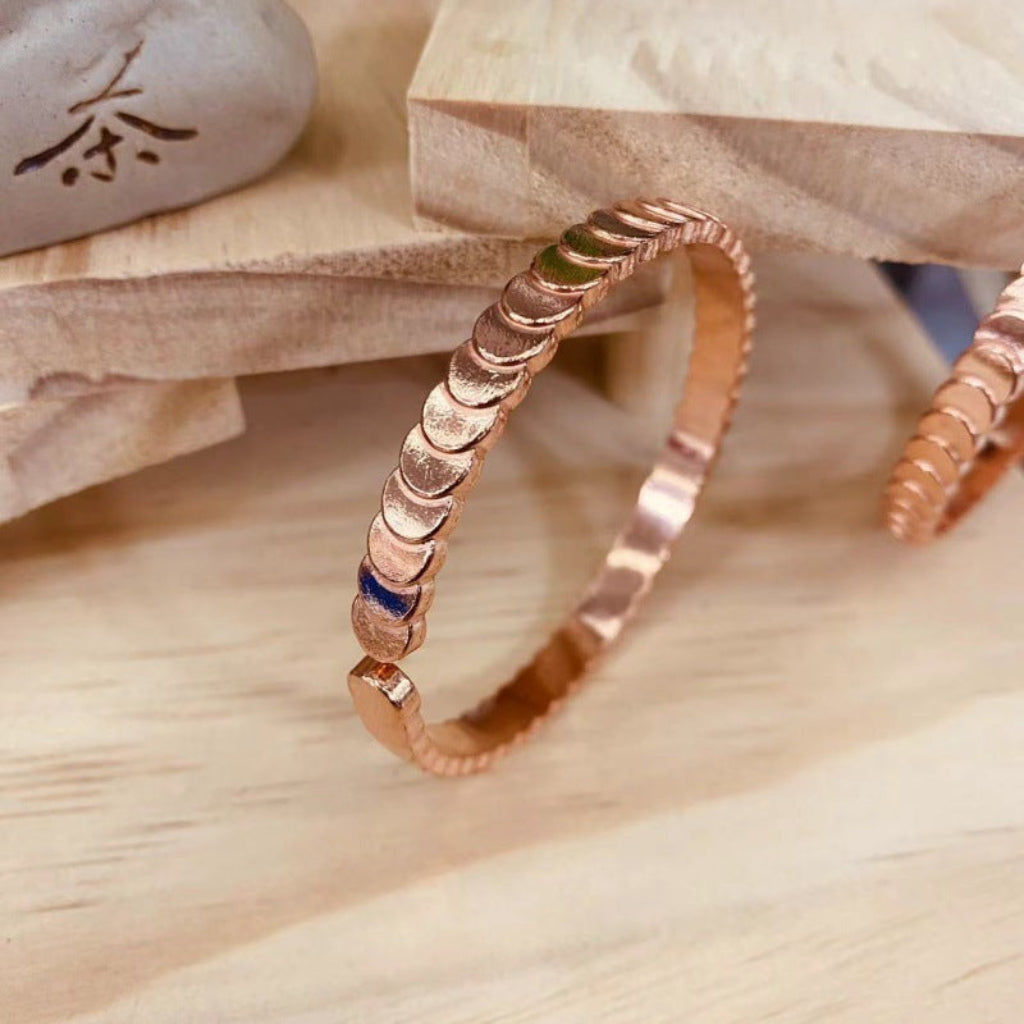 High-end Stepped Bracelet Shimmering Bangle For Women