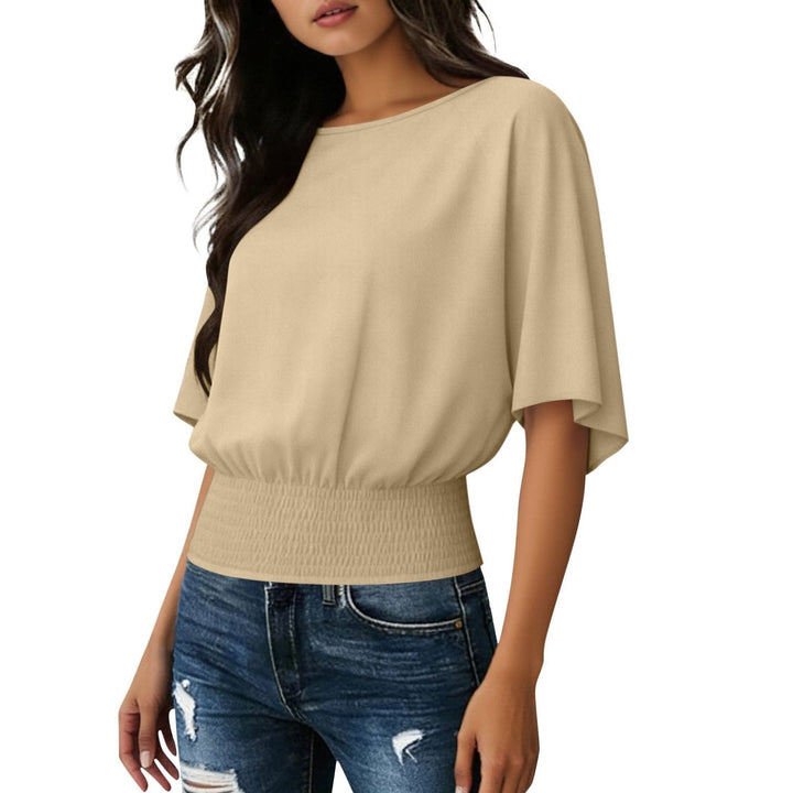 Solid Color Stylish Relaxed Fit Slightly Casual Short Sleeve T-shirt With A Round Neckline And Ruffled Hem