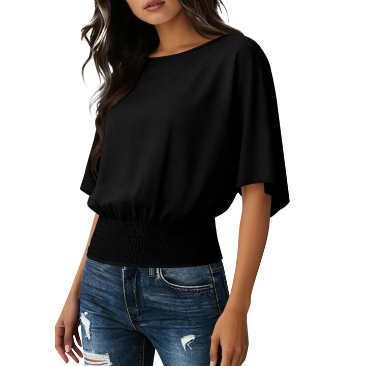 Solid Color Stylish Relaxed Fit Slightly Casual Short Sleeve T-shirt With A Round Neckline And Ruffled Hem
