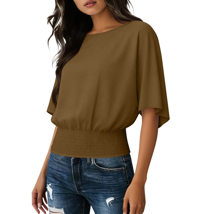 Solid Color Stylish Relaxed Fit Slightly Casual Short Sleeve T-shirt With A Round Neckline And Ruffled Hem