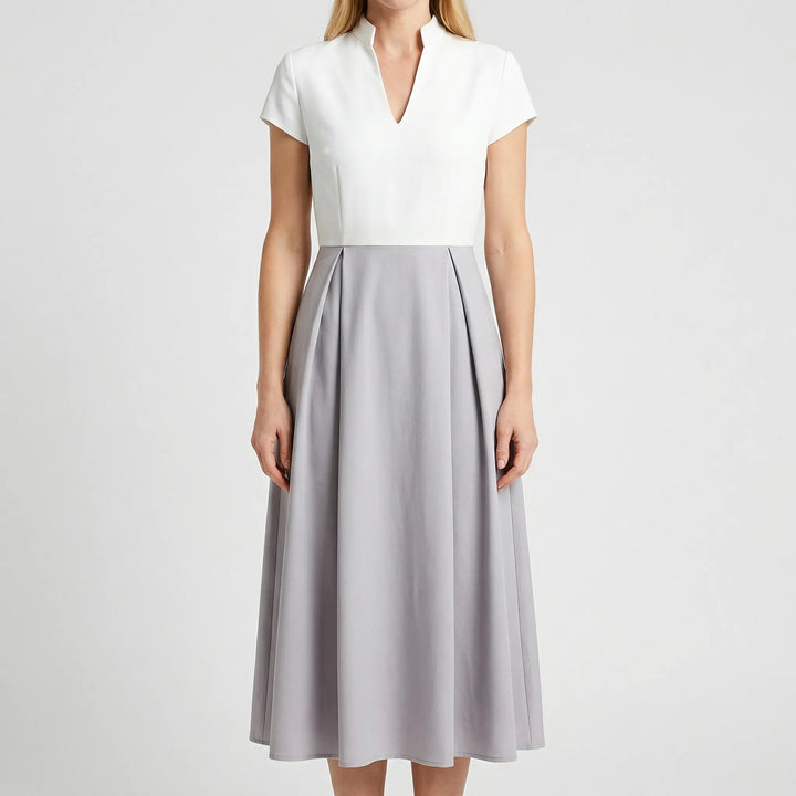 Blovetia - Colorblock V-Neck Flared Midi Dress