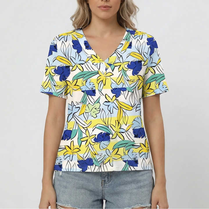 Casuvee - V-Neck Short Sleeve Casual Tee