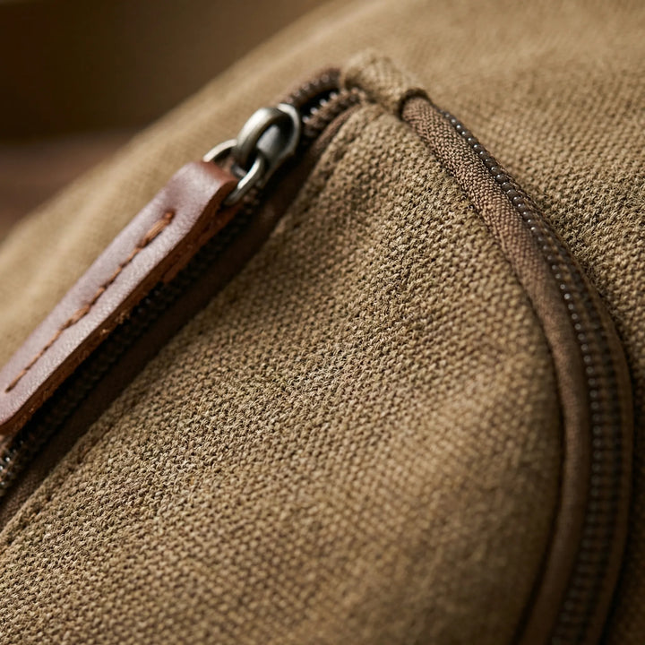 Roamvex - Vintage-Style Compact Sling Bag
