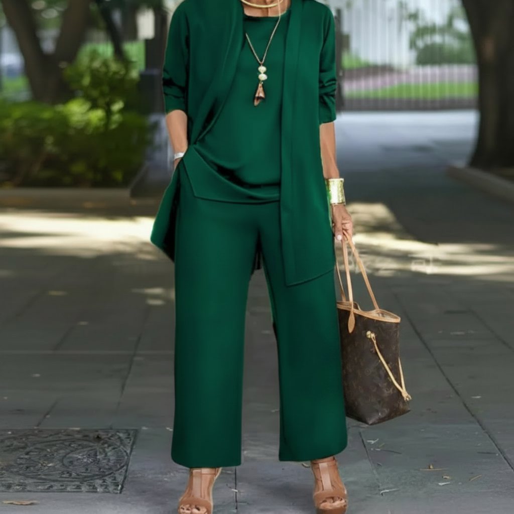 Stylish Refined Three-Piece Suit for Women