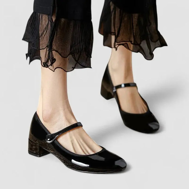 Alessia Women&