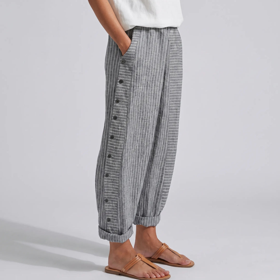 Amika Women&