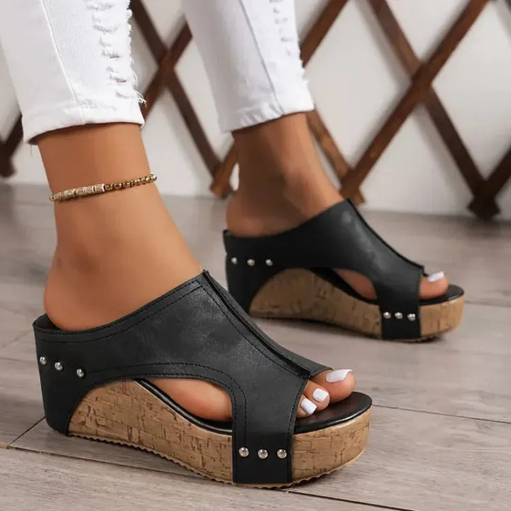 Annalise Women&