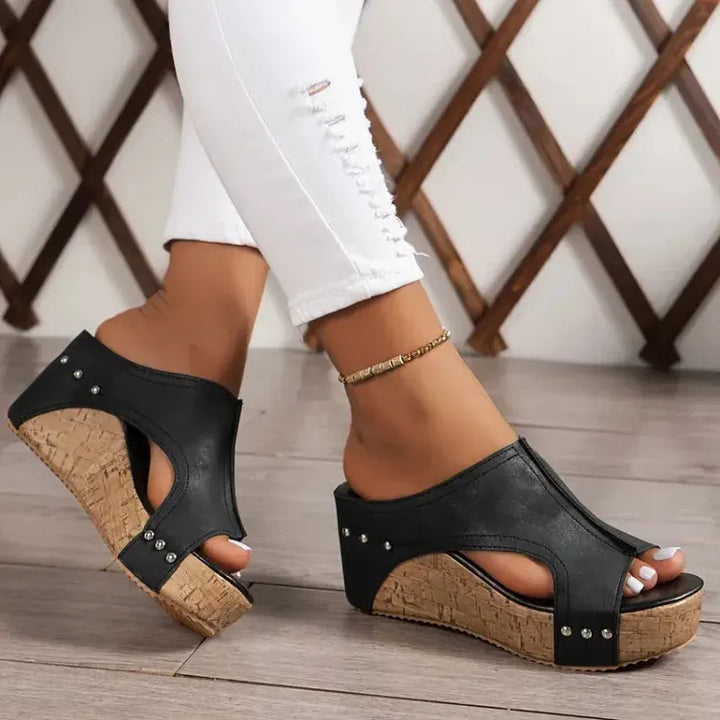 Annalise Women&