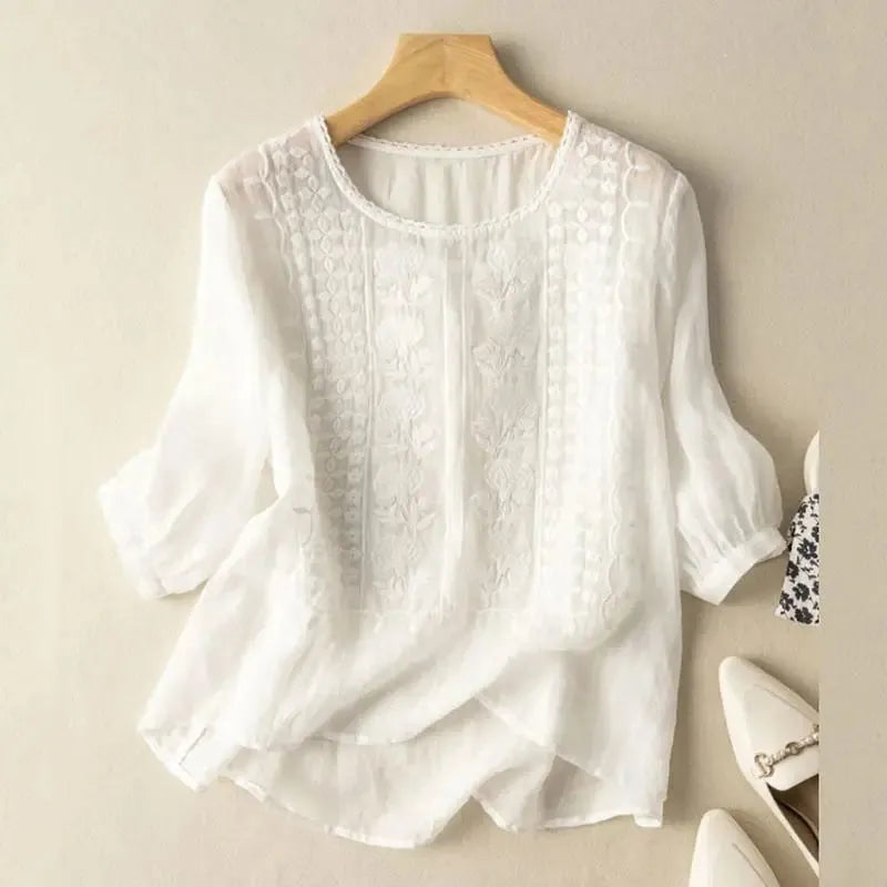 Antonia Women's Floral Lace Relaxed Blouse