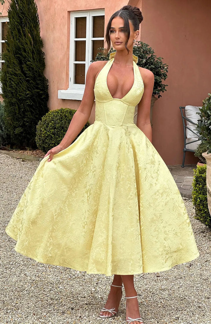 Caroline Women&