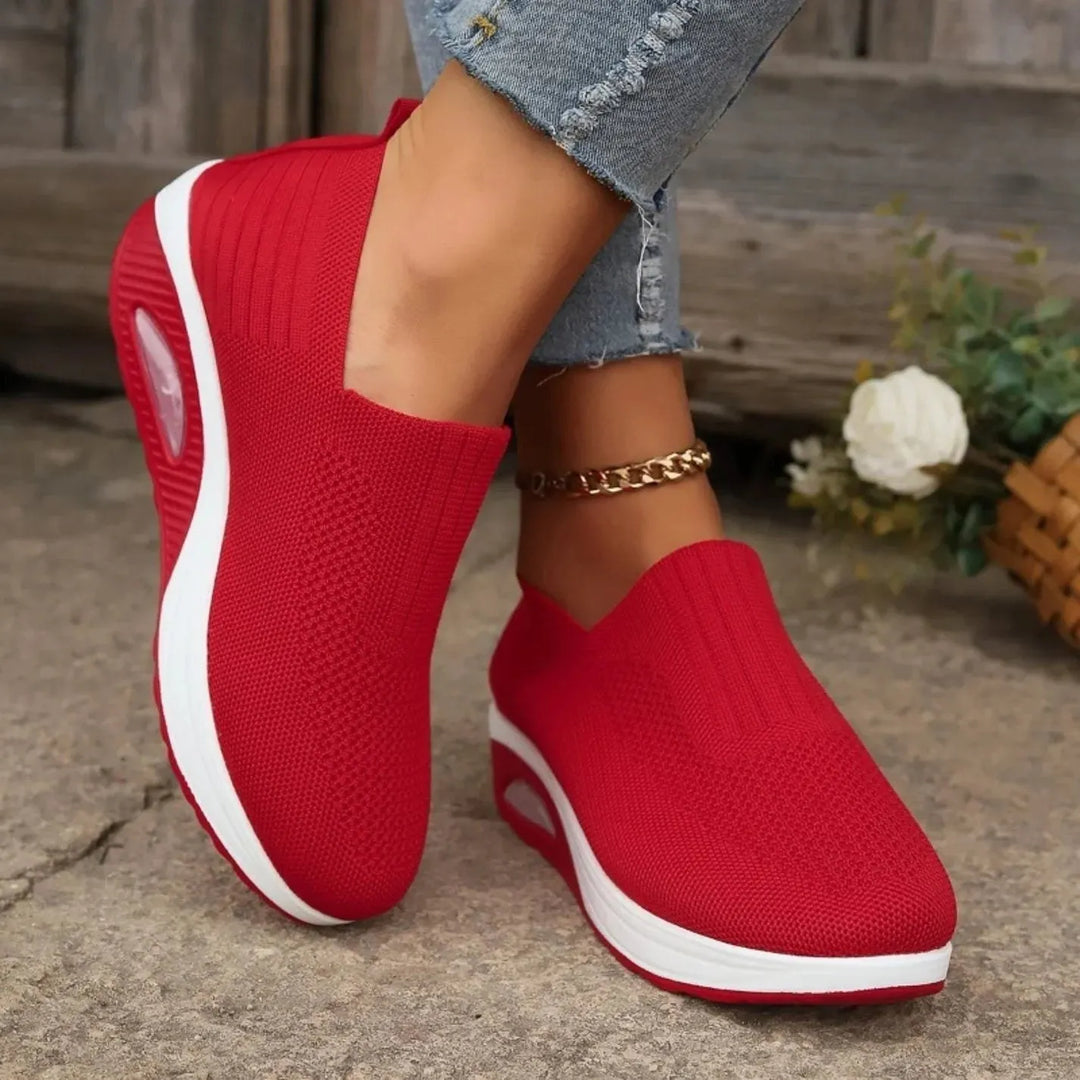 Cecelia Women&