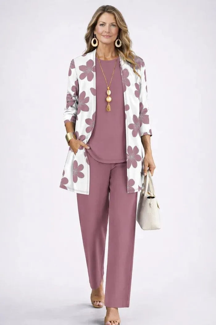 Evelyn Women&