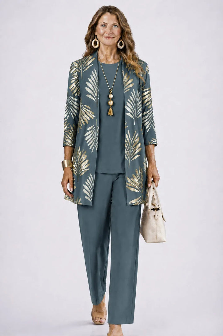 Evelyn Women&