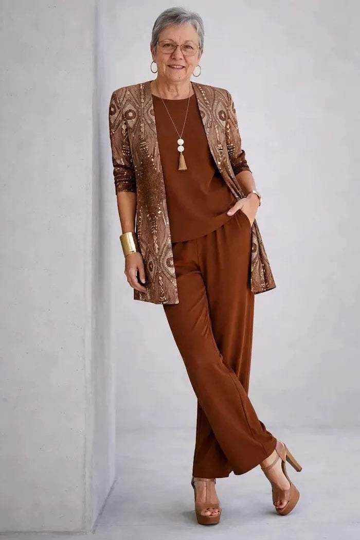 Evelyn Women&
