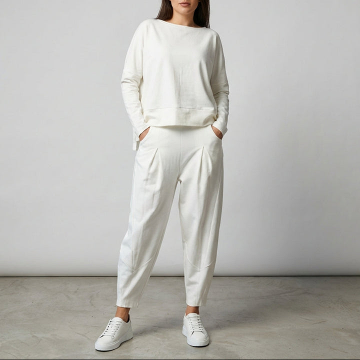 Two-Piece Leisure Suit with Round Neck and Long Sleeves