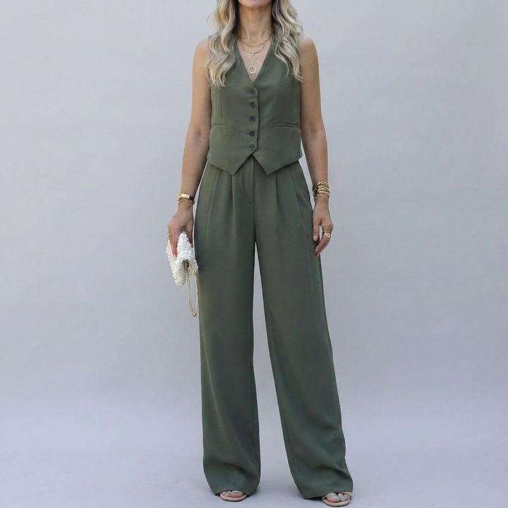 Elegant Sleeveless Blazer Set for Women