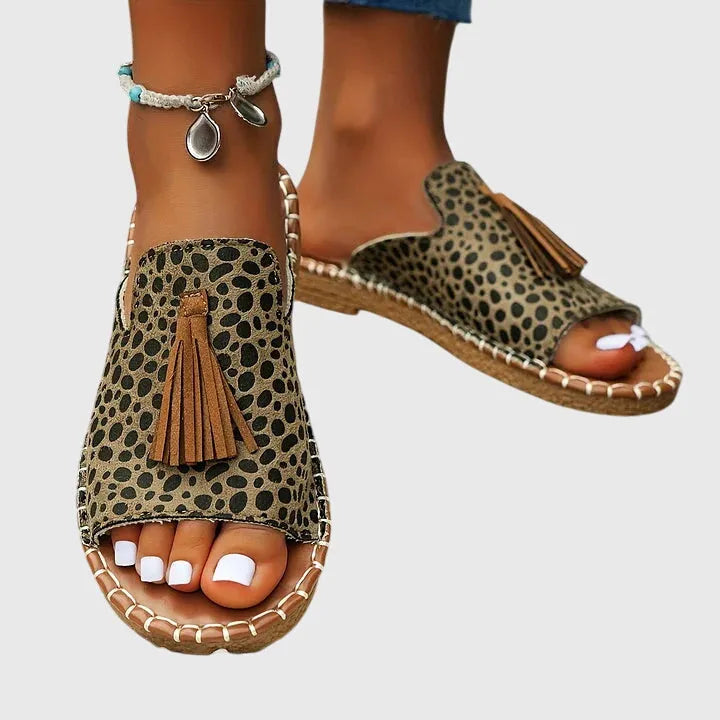 Lorraine Women&