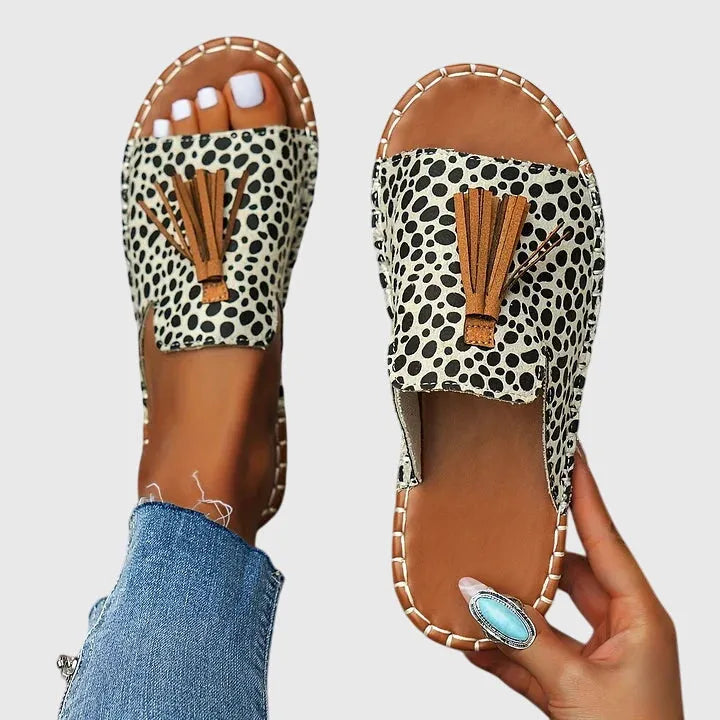 Lorraine Women&