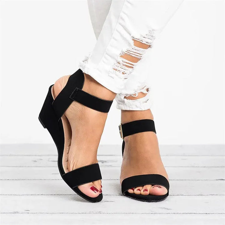 Madeleine Women&
