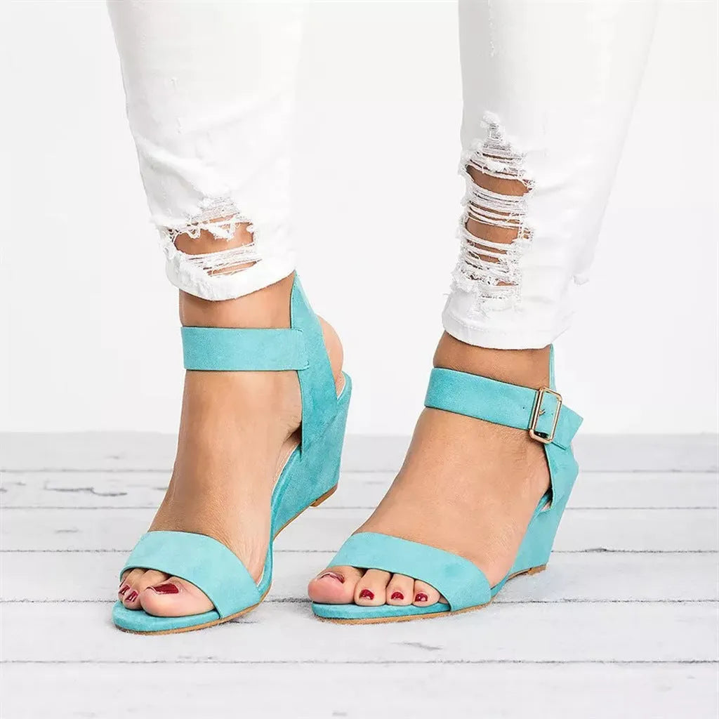 Madeleine Women&