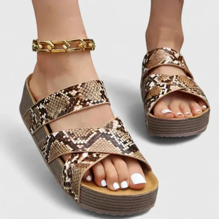 Pia Women&