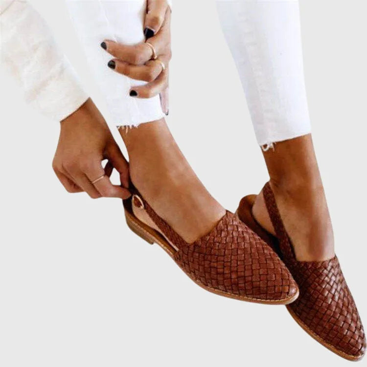 Selene Women&