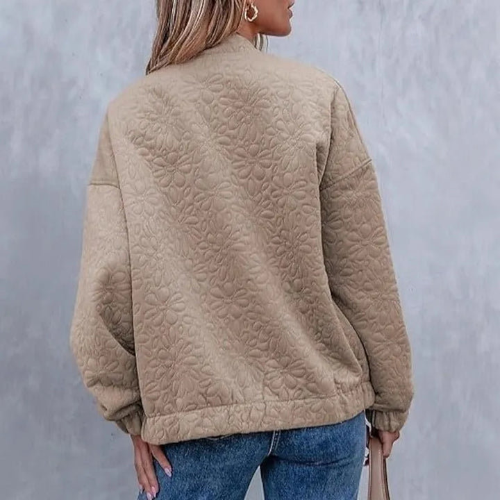 Velia Women&
