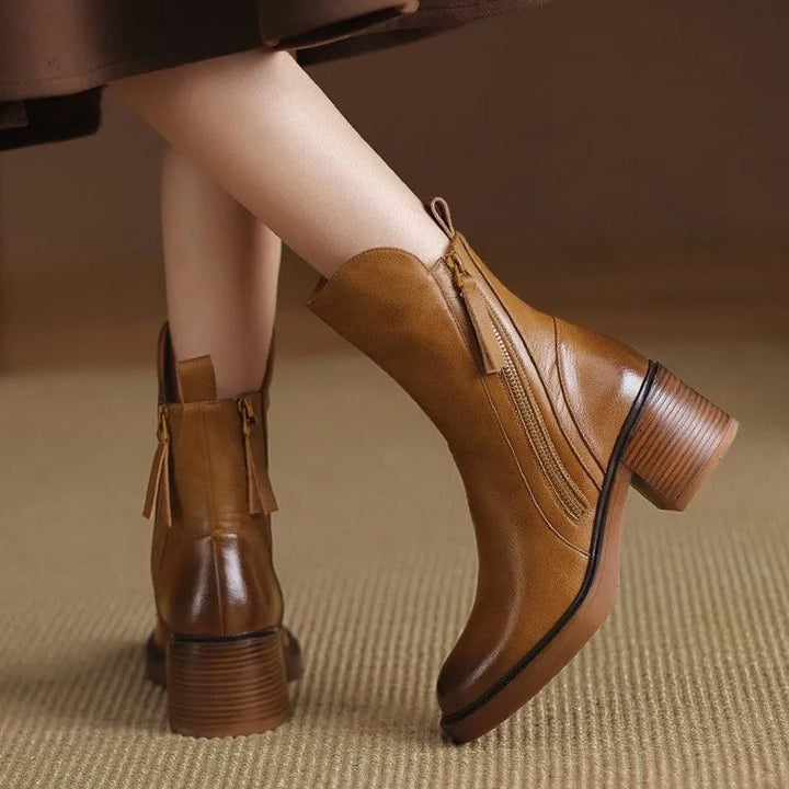 Zaria Women&